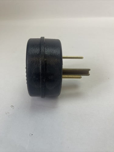 EAGLE #41 UNIVERSAL HEAVY DUTY ANGLE GROUND CAP 125V 30A OR 50A6