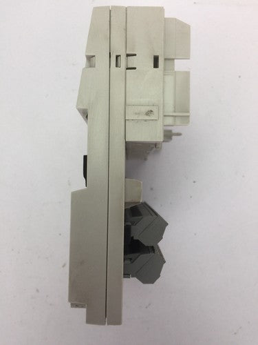 SCHNEIDER 170ADO54050 OUTPUT BASE 115VAC 16PT3