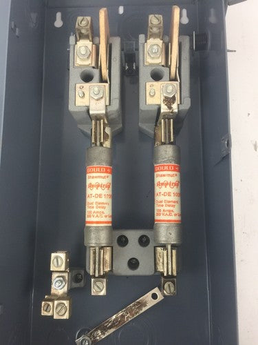 WADSWORTH 8712N ENCLOSED FUSIBLE SAFETY SWITCH 100A 240VAC 3 POLES AT-DE 100R9