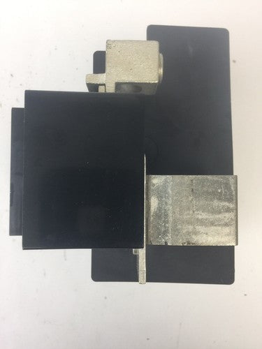 ALLEN BRADLEY 1495V-FS200 FUSE BLOCK HOLDER 600V 200A SER B4