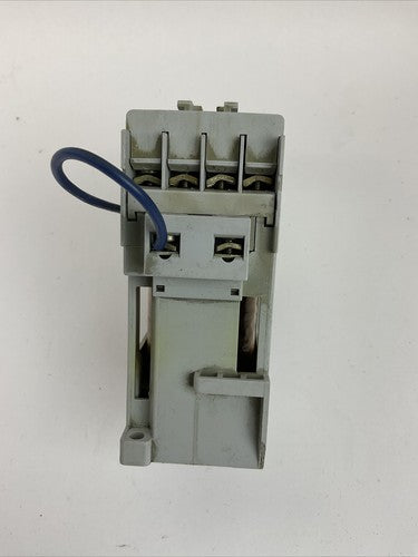 ALLEN BRADLEY STARTER(100-C09Z*10 SER A COIL 24VDC 600VAC 25A+193-EA1CB 0.32-1A)5