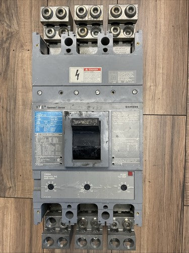 ITE ND63F120 CIRCUIT BREAKER 1200AMP 600VAC 3P SENTRON SERIES 1000AMP TRIP UNIT0