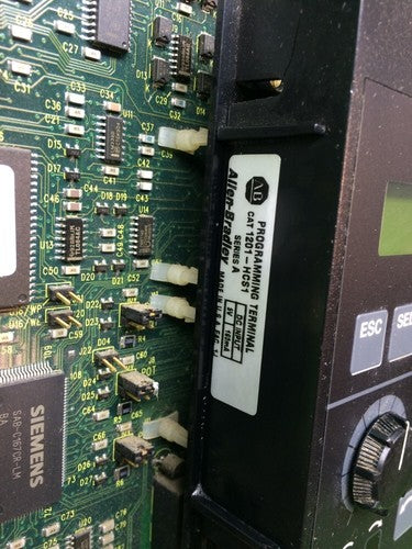 ALLEN BRADLEY FREQUENCY DRIVE 1336F-BRF50-AN-EN 1201-HCS1 5HP, 1201-HCS1, 5V2