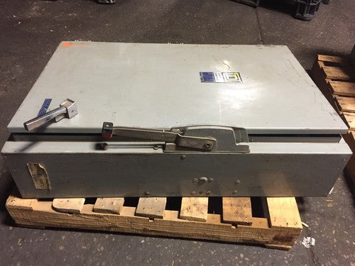 SQUARE D HU225AWK SAFETY SWITCH SINGLE THROW 400 AMP 240 VAC 250 VDC NOT FUSIBLE1