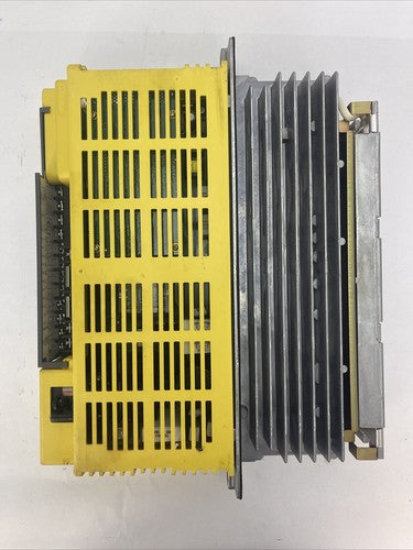 FANUC A06B-6089-H105 SER D SERVO AMPLIFIER OUTPUT 230VAC 18.7A INPUT 200-230VAC5