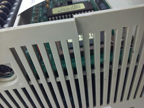 ALLEN BRADLEY 1305-BA03A SER. C, AC DRIVE, INPUT: 380/460V, 2.2A, 50/60HZ, PARTS3