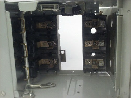 ITE V7E3611 TWIN PANNELBOARD VACU BREAK CLAMPMATIC SWITCH 3P 3PH 30A 600V 20HP6