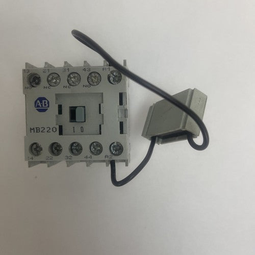 ALLEN BRADLEY 700-MB220* SER A CONTACTOR 300VAC 10A COIL 120V 60HZ (LOT OF 5)0