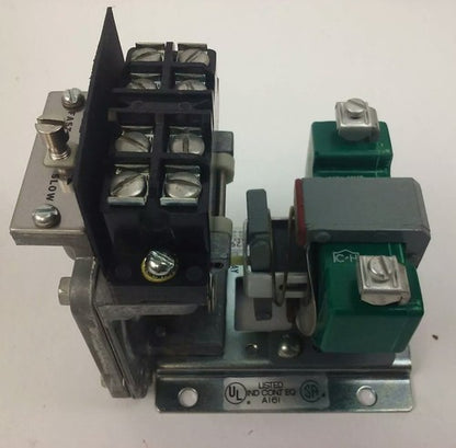 CUTLER HAMMER 10337H292B, 10934H2A, PNEUMATAC TIMER, 600V,240V COIL,TYPE PN, NEW7