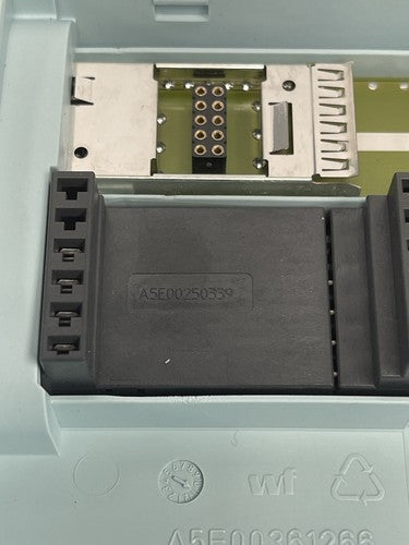 SIEMENS - A5E00361266 - E200 SLOT RACK MOUNT - PBT-GF30-FR - A5E002503392