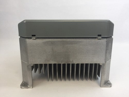 ALLEN BRADLEY 1333-BAB SER C ADJUSTABLE FREQUENCY AC DRIVE OUTPUT 4.8KVA 460VAC3
