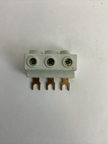 SIEMENS 3VU9135-1BB01 BUS BAR 690V 63A (LOT OF 8)1