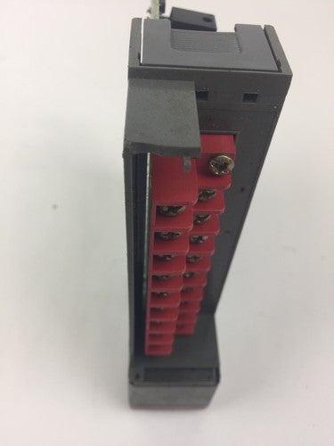 ALLEN-BRADLEY 1746-OA16 SER. D OUTPUT MODULE6