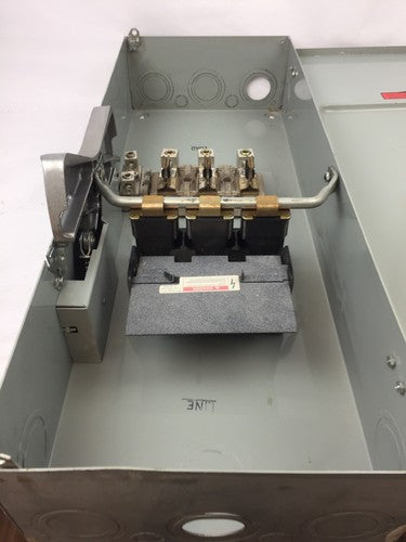 ITE SN424 HEAVY DUTY VACU-BREAK SWITCH WITH CLAMPMATIC CONTACTS 200 AMPS 240 VAC10