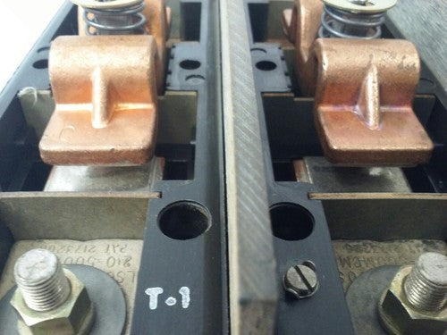 ARROW HART AH30-531-U20 CONTACTOR, 3P, 300A, 600V,SIZE 5,120V COIL,CONTACTS GOOD4