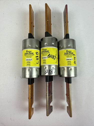 BUSSMANN LPS-RK-125SP 600VAC 300VDC 125A LOW-PEAK FUSE (LOT OF 3)0