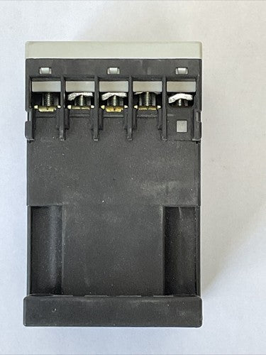 SCHRACK LSRD2245 CONTACTOR 20A 600VAC 3PH 10HP COIL 24VDC1
