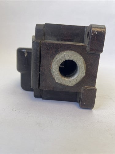 WESTINGHOUSE X6-E 4714 PUSH BUTTON STATION 600V TYPE HDN6