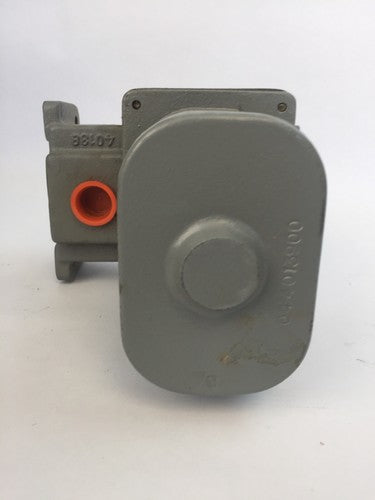GOULD ITE 2080-VV8 PUSH BUTTON STATION 600VAC NEMA -7-9-114