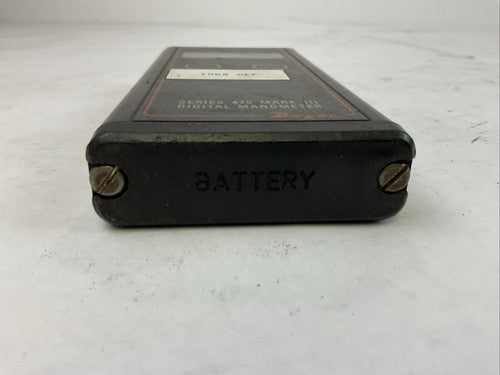 DWYER SERIES 475 MARK III DIGITAL MANOMETER ***BATTERY NOT INCLUDED***3