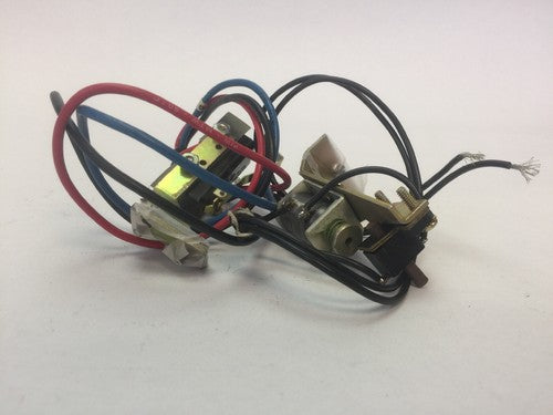 WESTINGHOUSE/CUTLER HAMMER 2606D57G27 SHUNT TRIP 24VDC 8AMP W/ AUXILIARY SWITCH 6