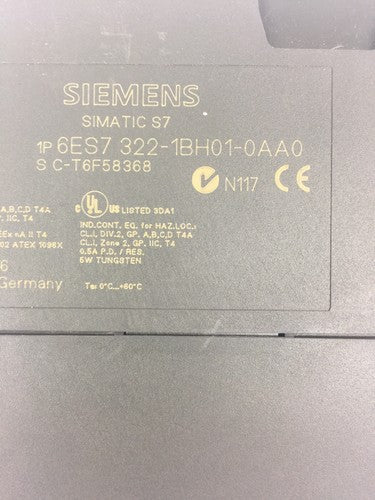 SIEMENS 6ES7 322-1BH01-0AA0 OUTPUT MODULE 1