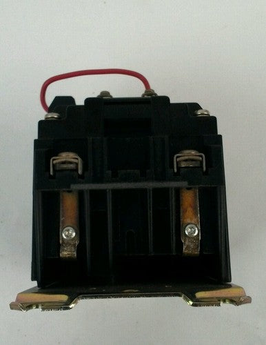 ALLEN-BRADLEY 500F-AOB920 / AC CONTACTOR / SIZE 0 / 2-POLE / NO CONTACTS2
