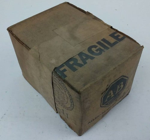 ALLEN BRADLEY 1491-N332 SER. A FUSE BLOCK,100AMP, 250 OR 600V, 2POLE, NEW IN BOX2