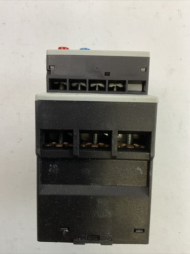SIEMENS 3RU1126-4CB0 OVERLOAD RELAY 600VAC 60A1