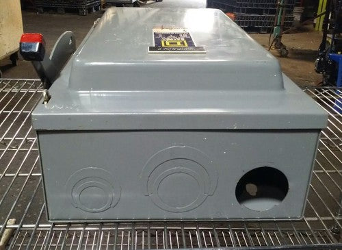 SQ. D HU364, SER. D2, SAFETY SWITCH, 200A, 600VAC/250DC, 3PH, MAX H.P. 150  USED8