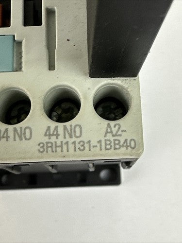 SIEMENS 3RH1131-1BB40 CONTACTOR 10A 600VAC COIL 24VDC 3ZT 1919-1BB00 SURGE SUPPR1