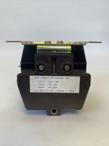 JOSLYN CLARK DP3C304-24 DEFINITE PURPOSE CONTACTOR A77-309027A-3 600VAC COIL 24V4