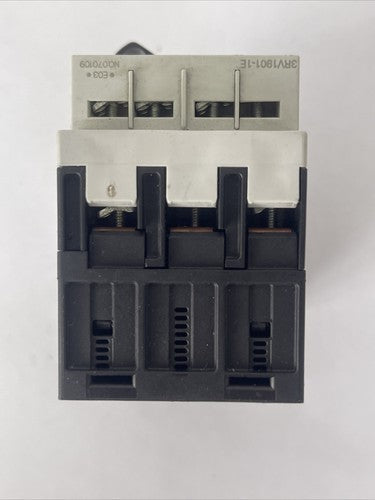 SIEMENS 3RV1011-1FA15 MOTOR PROTECTION CLASS 10 600VAC 5HP 65A TRIP 3.5-5A3