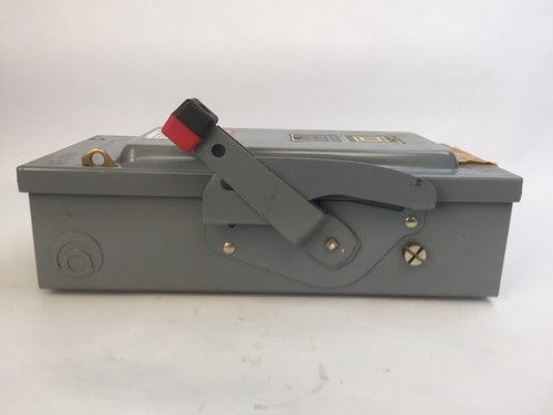 SQUARE D H321 FUSIBLE SAFETY SWITCH SER E2 30A 240VAC 7.5HP 3PH TYPE 1 ENCLOSURE3