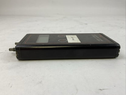 DWYER SERIES 475 MARK III DIGITAL MANOMETER ***BATTERY NOT INCLUDED***6