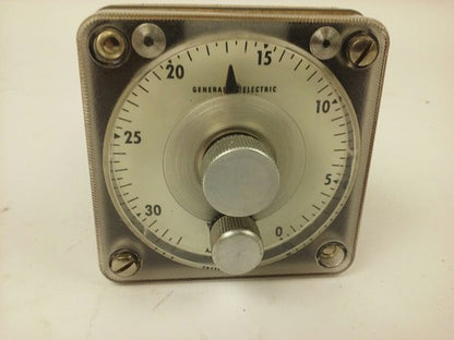 GE CR122E1087B02 MOTOR DRIVEN TIMER, 115/230V, 15/30 MAKE, 3/1.5 BREAK, 60HZ,NEW3