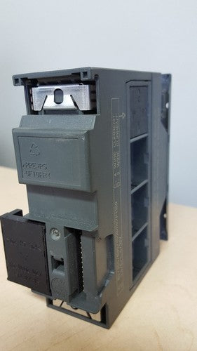 Siemens 6ES7 331-7KB02-0AB0 Simatic S7 SM331 AI 2x12BIT w. 6ES7 392-1AJ00-0AA02