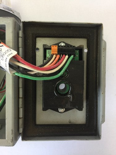 STRATOLITE #105 SAE-R(2)-72 D.O.T. PM-392 ENCLOSURE7