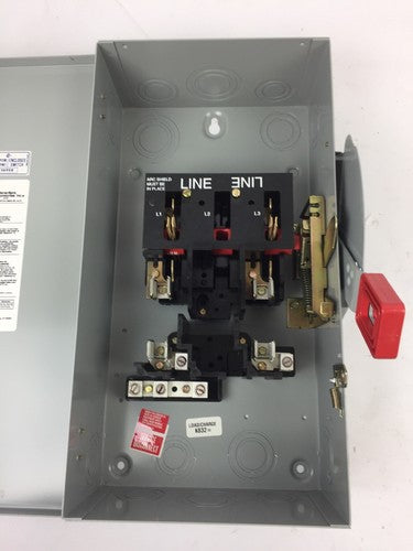 GE TH3222 HEAVY DUTY FUSIBLE SAFETY SWITCH 60AMPS 240VAC 250VDC 15HP 2P MODEL 106