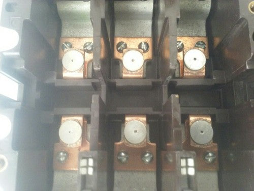 CUTLER HAMMER SIZE 5 STARTER 240V COIL W/ 42-2807-3 300/5 CURRENT TRANSFORMER3