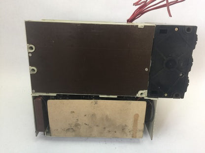 KLOCKNER MOELLER NZM9-250 CIRCUIT BREAKER 600VAC 250A SHUNT TRIP 120V 60HZ M9 10