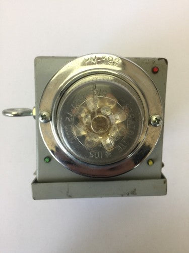 STRATOLITE #105 SAE-R(2)-72 D.O.T. PM-392 ENCLOSURE MISSING SCREW DOWN LATCH1