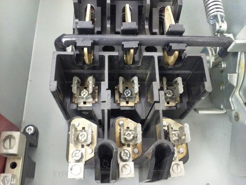 CHALLENGER HDN221SN SAFETY SWITCH, NEMA 1 INDOOR, 30A, 240V, FUSIBLE, NEW5