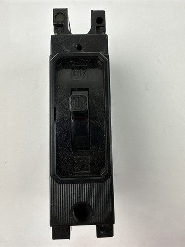 ITE EE1-B015 EE1B015 15AMP 1POLE 120 VAC 125VDC CIRCUIT BREAKER0