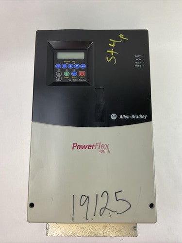 ALLEN BRADLEY 22C-D038A103 SER A FRN 7.01 AC DRIVE OUTPUT 0-460VAC 18.5kW/25HP0