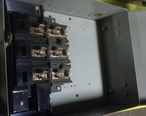 ITE I-T-E UP321 XL-Universal Door Operated Bus Plug - 30A, 240V, 3-Pole7