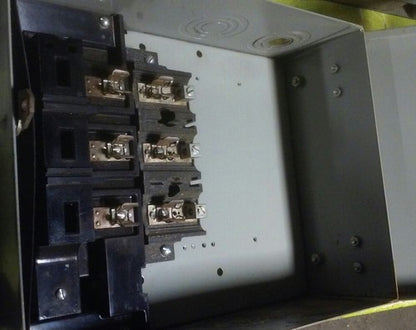 ITE I-T-E UP321 XL-Universal Door Operated Bus Plug - 30A, 240V, 3-Pole7