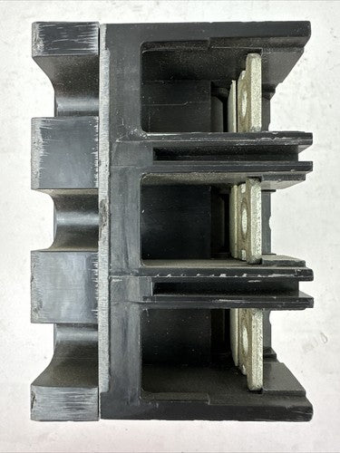 CHALLENGER HCB3100 CIRCUIT BREAKER 100AMP 240VAC 3POLE4