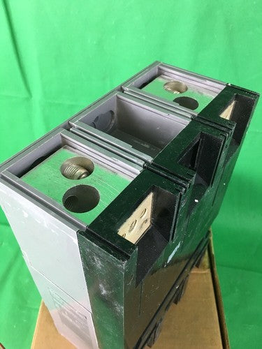 SIEMENS SENTRON LXD62S600ALAC MOLDED CASE SWITCH LXD6-A 600AMP 2P 600V3