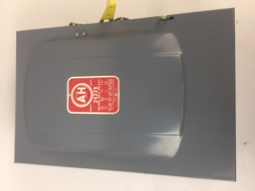 ARROW HART 24229 FUSIBLE HD SWITCH 3SN POLES 100AMP 240VAC 15HP NEMA 1 ENCLOSURE2